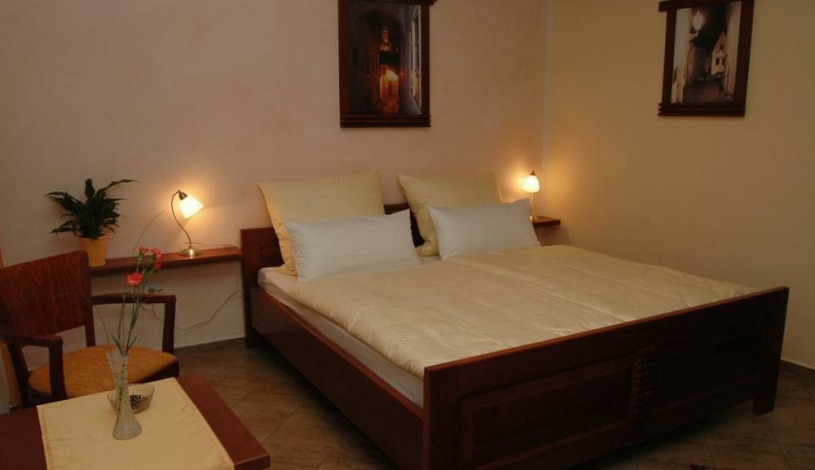 Penzion Pod Radnicí Český Krumlov - Dvoulůžkový pokoj